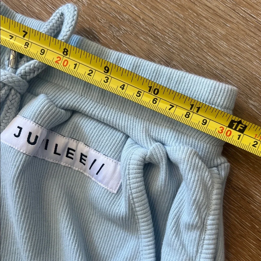Jubilee Light Blue Cropped Sweatshirt and Shorts Set Small